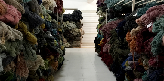 Manufacturer of designer Custom Made Rugs in India